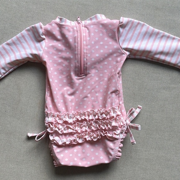 Ruffle Butts Swimsuit 3-6 months - Picture 2 of 3